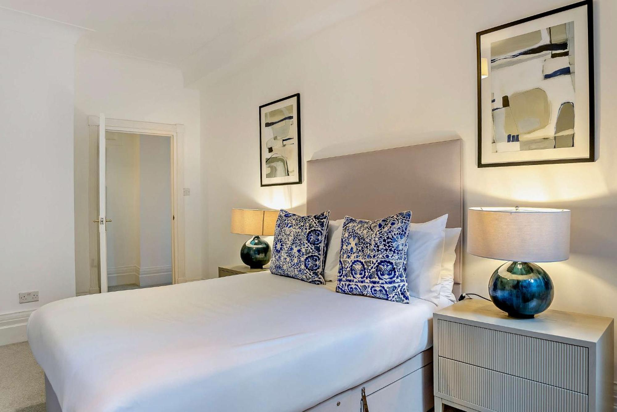 Strathmore Court Apartments Лондон Екстер'єр фото